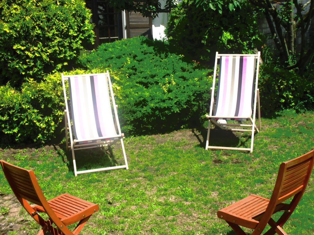 Appartement Les Roses de Rita à Boisset-lès-Montrond Extérieur photo