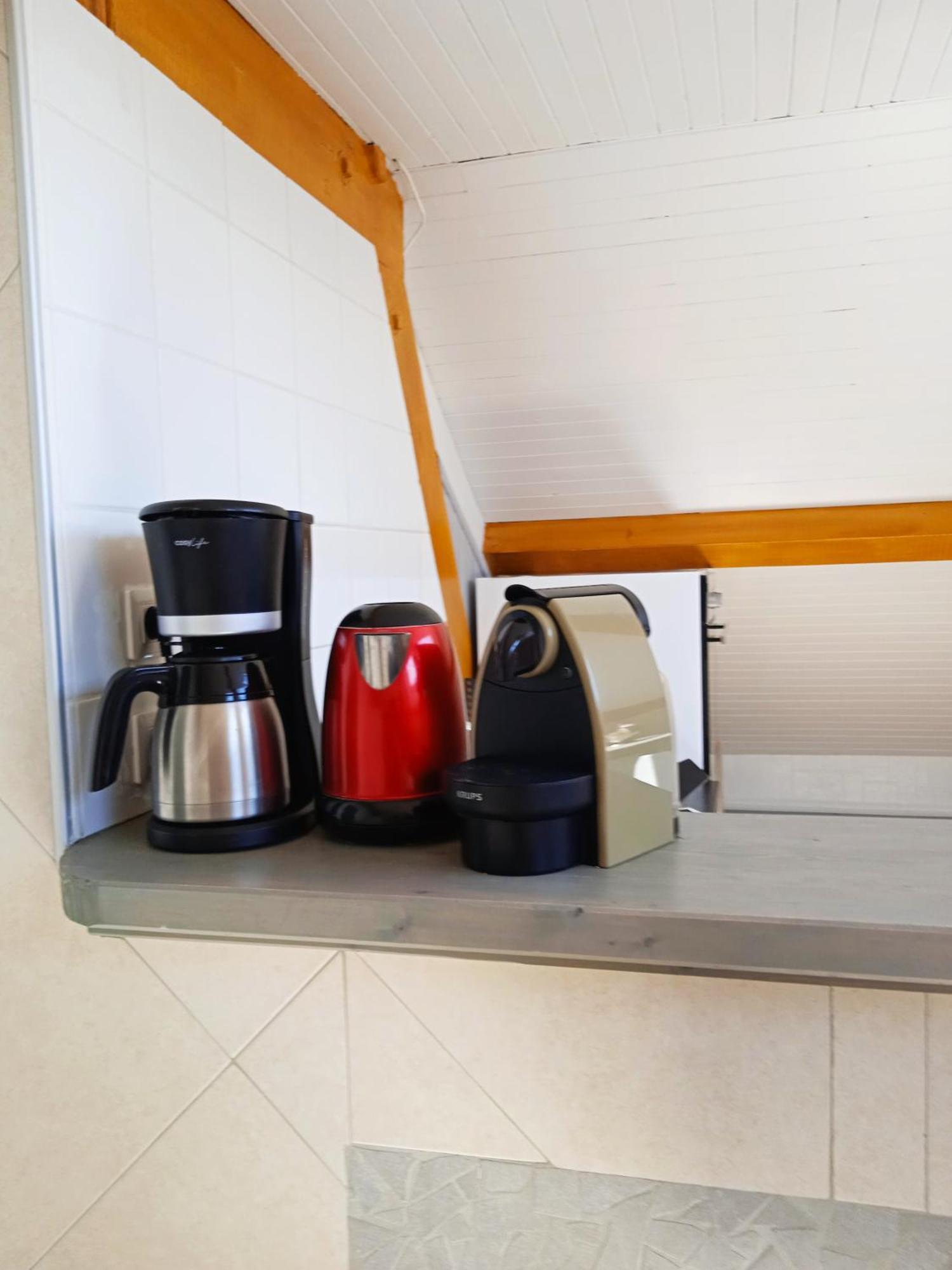 Appartement Les Roses de Rita à Boisset-lès-Montrond Extérieur photo